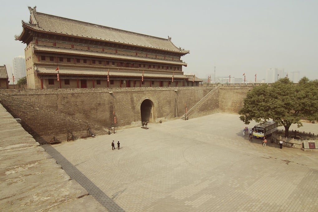 Photos: Jon Martin, Julia Bartaux