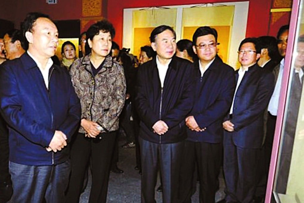 Le Dake, front centre, pictured in an undated file photograph. His latest job was deputy chief of Tibet's legislature. Photo: SCMP Pictures