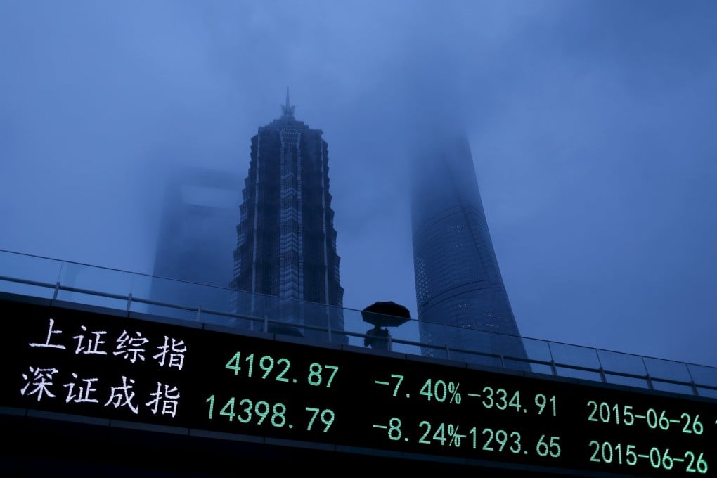 Investors who felt that Friday was the end of the world suddenly began talking about what stocks they should buy on Monday morning. Photo: Reuters