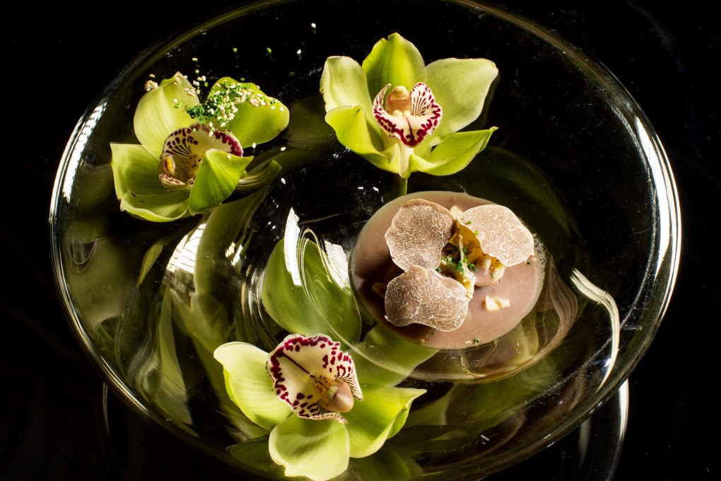 Hare soup with truffle and foie gras at The Tasting Room by Galliot.