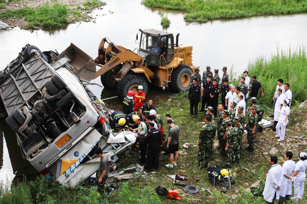The South Koreans on the bus were mainly government employees touring historical sites. Photo: Xinhua