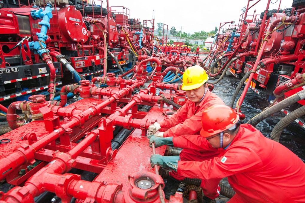 Workers disassemble facilities at the Fuling work zone in a branch company of Sinopec. Citi analysts predicted strong growth in oil refining and chemicals earnings. Photo: Xinhua