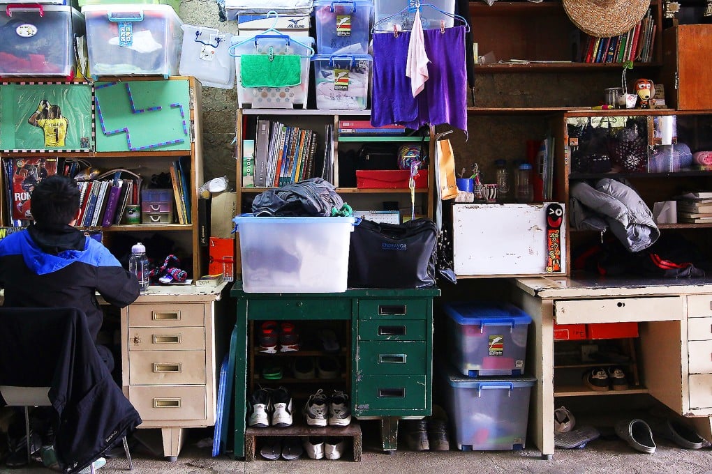 A student works in Zheng Sheng college in Chi Ma Wan. Photo: Jonathan Wong