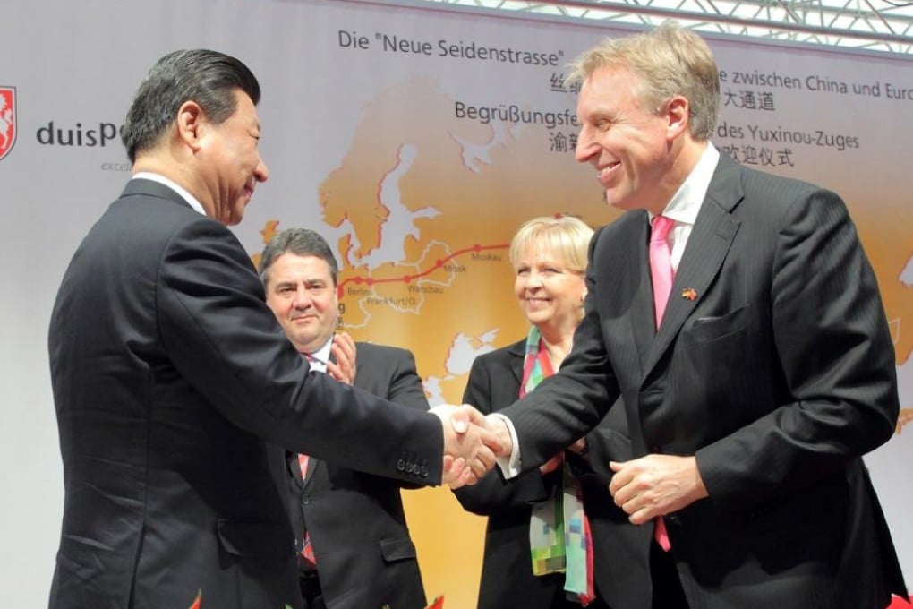 President Xi Jinping visited the Port of Duisburg in Germany last year and was greeted by duisport CEO Erich Staake.