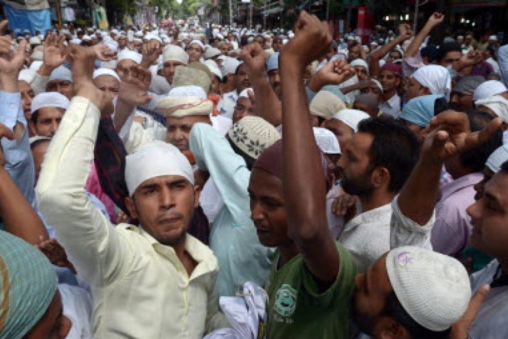 Indian Muslims protest the hanging of Jakub Memon in Calcutta. Photo: AFP