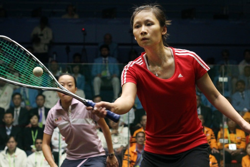 Hong Kong's Rebecca Chiu Wing-yin (right) plays against Low Wee Wern of Malaysia at the Asian Games in Guangzhou in 2010. Photo: Sam Tsang