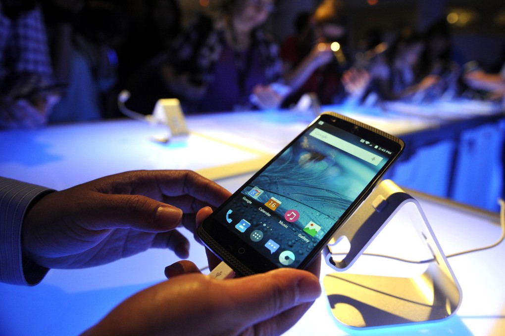 ZTE's Axon device unveiled in New York last month. A weaker yuan could help Chinese smartphone brands targeting the US market. Photo: Xinhua