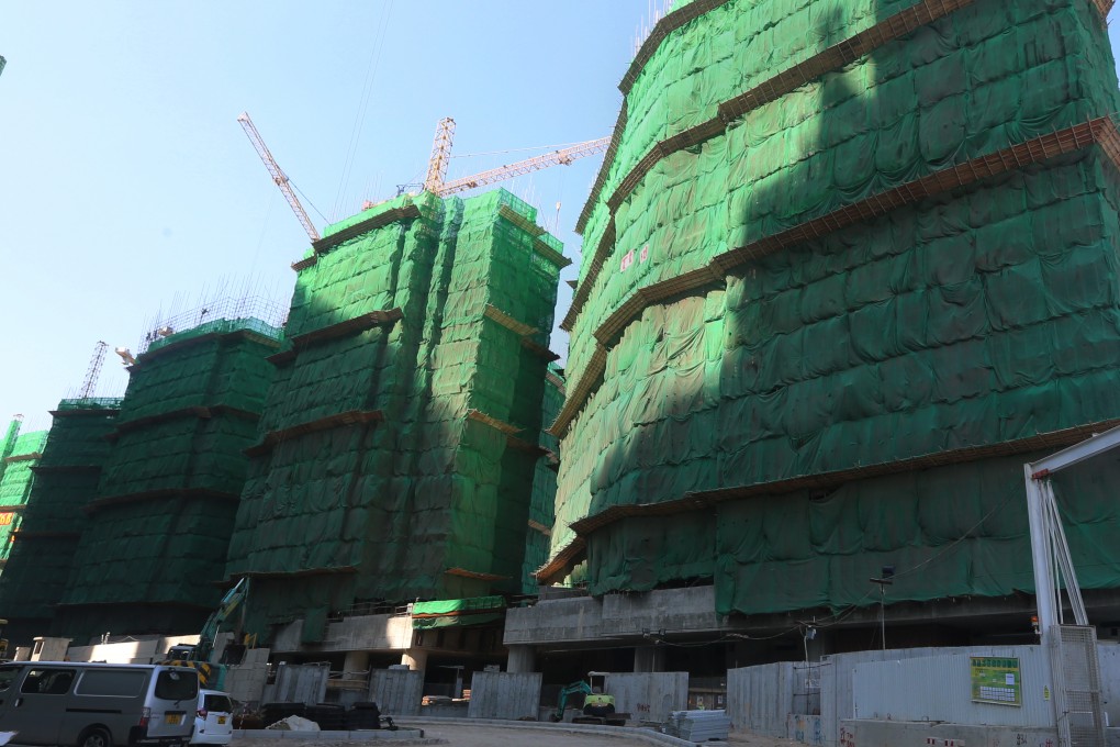 Sun Hung kai Properties' special payment scheme was announced after Hong Kong shares closed down 5.17 per cent on Monday. Photo: David Wong