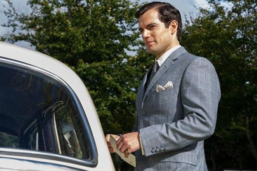 Henry Cavill's character in 'The Man From U.N.C.L.E.' sports a signet ring.
