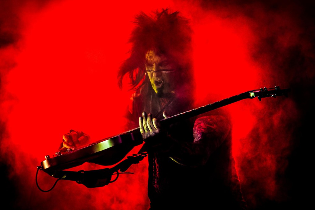 Bassist Nikki Sixx. Photos: Corbis