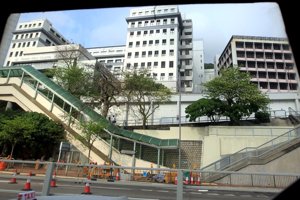 Queen Mary Hospital has been in touch with the families of the two transplant patients to explain the risks they have been put under and the follow-up treatment they will require. Photo: Jonathan Wong