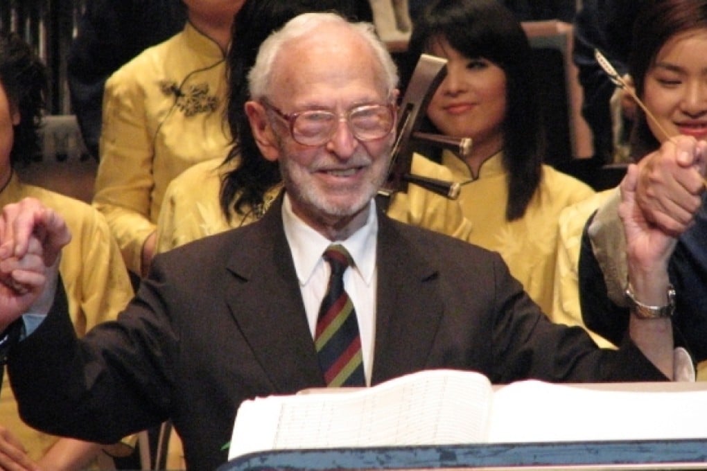 The late Dr Solomon Bard, a violinist-turned-medical doctor, who organised concerts for POWs camp in Hong Kong during the Japanese occupation, during a return engagement in 2007. Photo: SCMP Pictures
