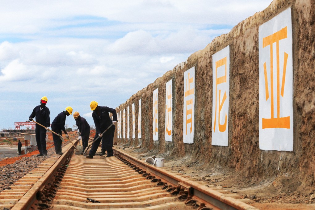Local employees work at the sixth section of Kenya's Standard Gauge Railway (SGR) project, near Mtito Andei, Kenya. Photo: Xinhua