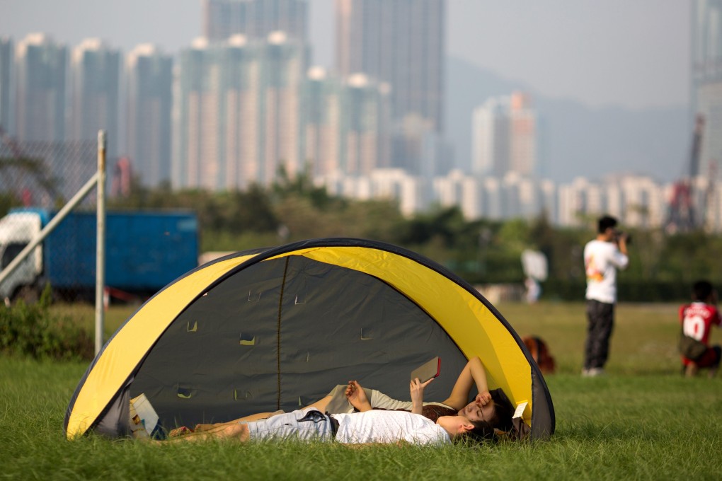 Skills and knowledge are best learned on the job. A degree-crazy society, egged on by certificate mills, has brainwashed us into thinking otherwise. Photo: EPA