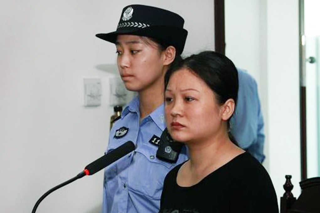 The woman convicted said she bought the ivory as souvenirs and she did not know it was illegal to bring it into China. Photo: China National Radio