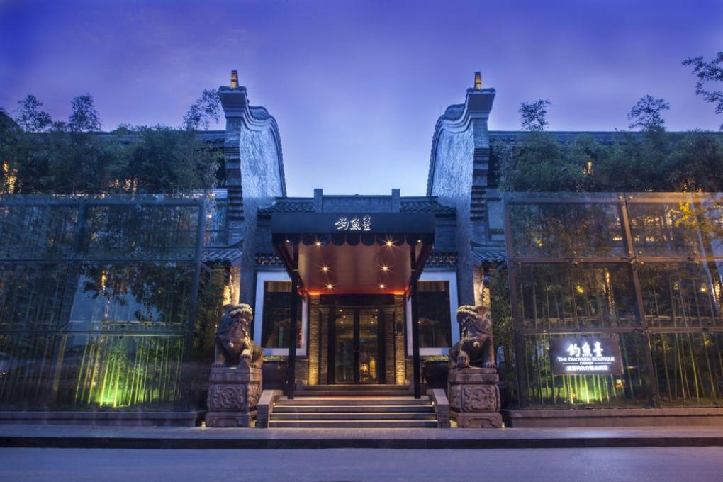 Guests can enjoy tranquillity at Diaoyutai Boutique Hotel Chengdu even though it is near a busy tourist attraction.