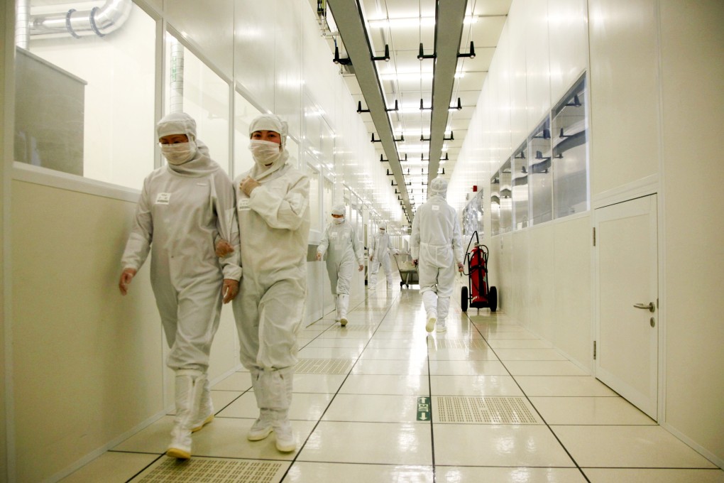 A typical day at work for employees at Semiconductor Manufacturing International Corp. (SMIC) in Shanghai. Photo: Bloomberg