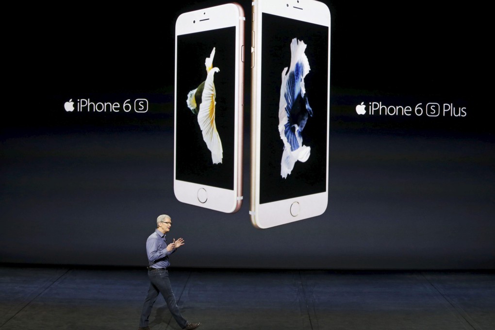 Apple CEO Tim Cook introduces the iPhone 6s and iPhone 6sPlus during an Apple media event in San Francisco, California in this file photo. Photo: Reuters