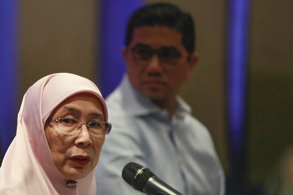 Anwar’s wife, Wan Azizah Ismail, will head the new alliance, called Pakatan Harapan, or the Alliance of Hope.  Photo: EPA