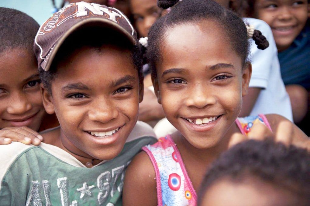 Catherine and his cousin Carla, both "guevedoces" in the Dominican village of Salinas. Photo: BBC