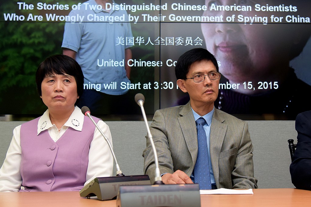 Chinese-American scientist Dr. Xiaoxing Xi (Rights) and Chinese-American hydrologist Sherry Chen(Left). Photo: Xinhua
