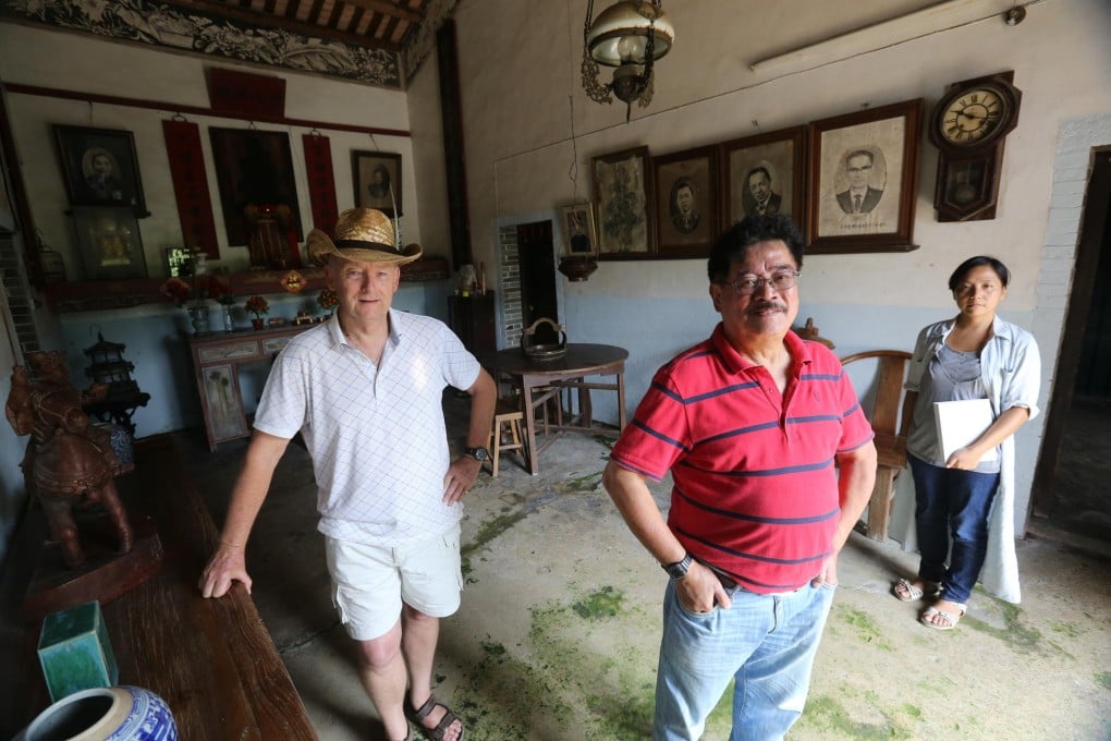 Pak Sha O resident Toby Emmet (left), Ken Yung (centre), and Pak Sha O project leader Wong Suk-ki at the Yung family ancestral hall. Photo: Dickson Lee