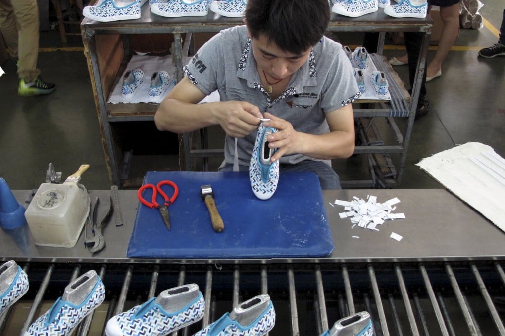 Mainland companies, including factories, were squeezed by rising costs and falling prices in August, with profits falling more quickly during the month than in July. Photo: Reuters