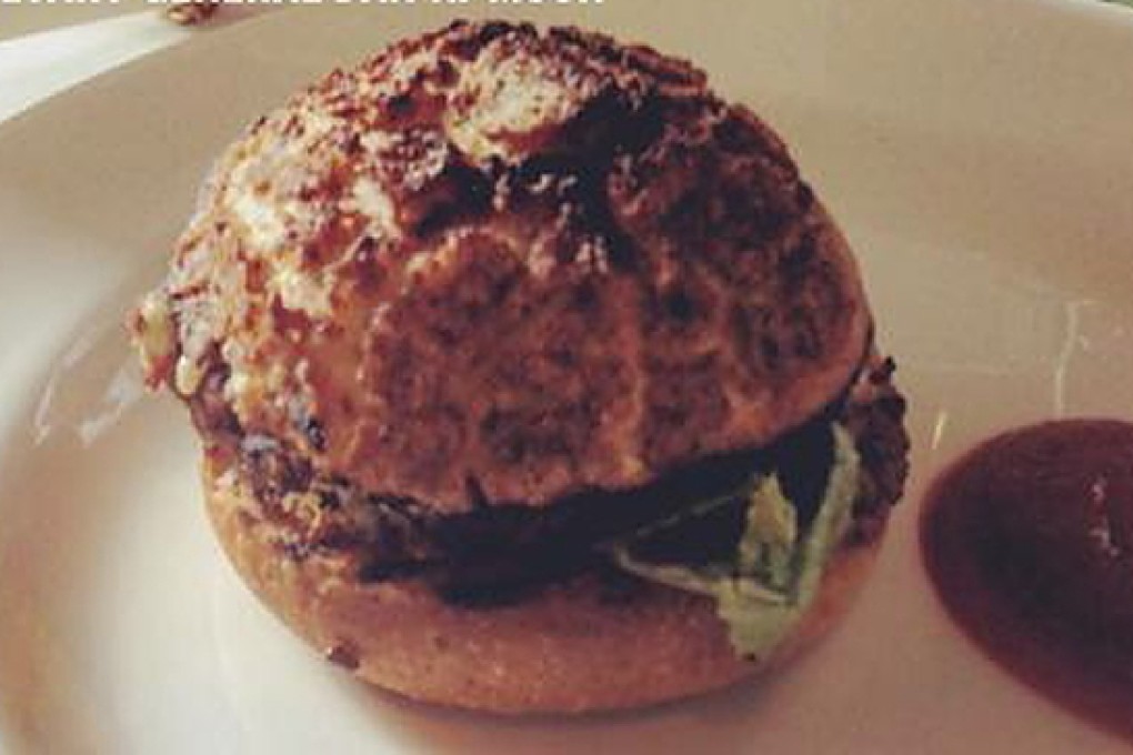 A vege burger made from juicing pulp that was among the treats served up to world leaders at the UN. Photo: Twitter/United Nations Spokesman