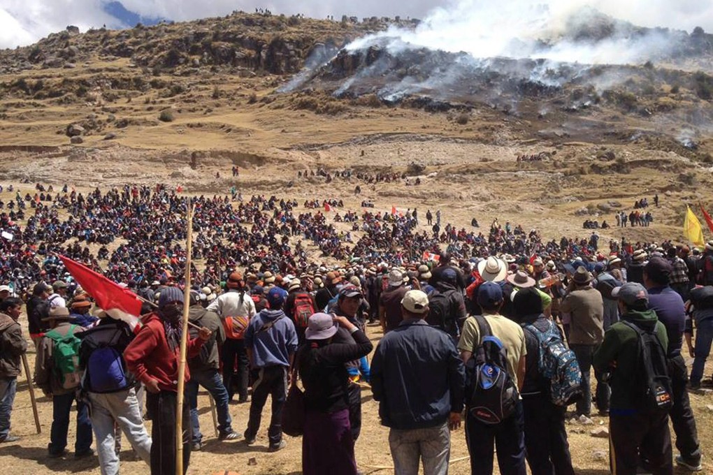 Hundreds of demonstrators protest against the copper mining project Las Bambas in Fuerabamba, Peru. Photo: EPA