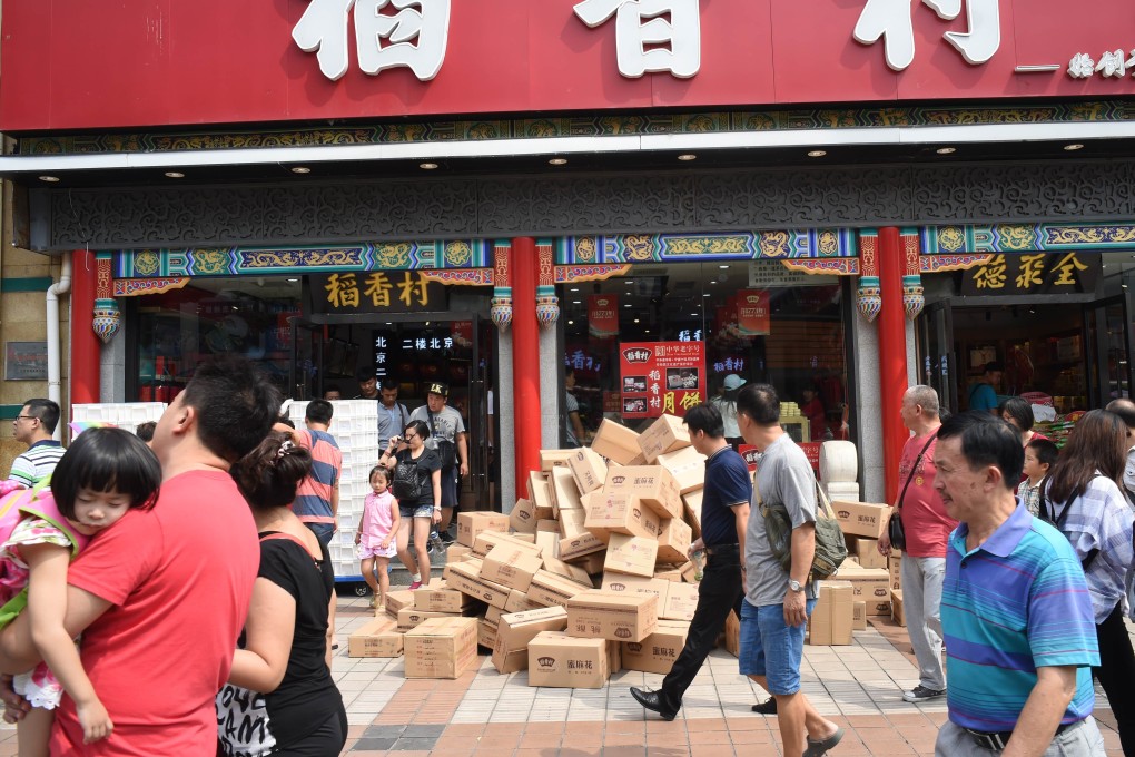China’s currency is likely to continue lower, correcting what some analysts believe are anomalies in the mechanism that determines the value of the yuan against a basket of other currencies. Photo: AFP