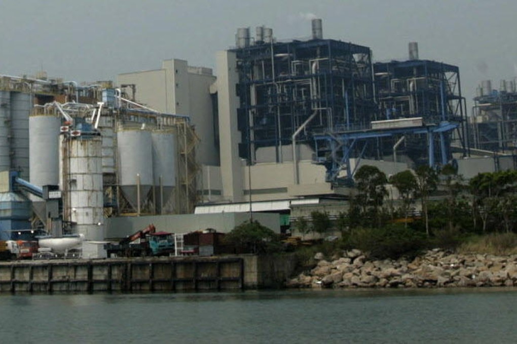 Analysts say the merger will create a bigger company that can invest in both energy and infrastructure projects. Photo: Bloomberg