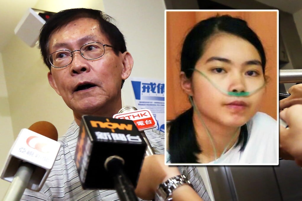 A file picture of Jamella Lo (left) and her father (centre) at Queen Mary Hospital today. Photo: Nora Tam