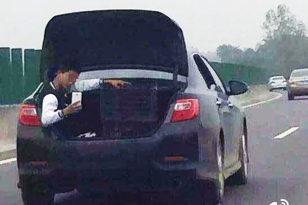 Police in Sichuan posted the photo of the man on their official Weibo account. Photo: People.com