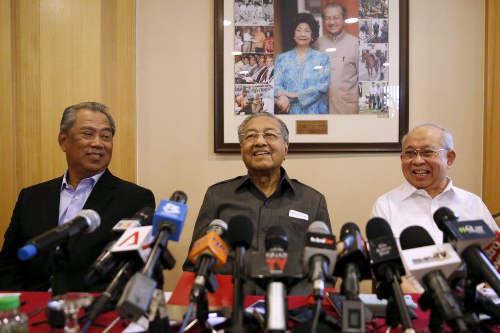Umno's deputy president Muhyiddin Yassin, former prime minister Mahathir Mohamad and member of parliament Razaleigh Hamzah speak out against Malaysia's Prime Minister Najib Razak. Photo: Reuters