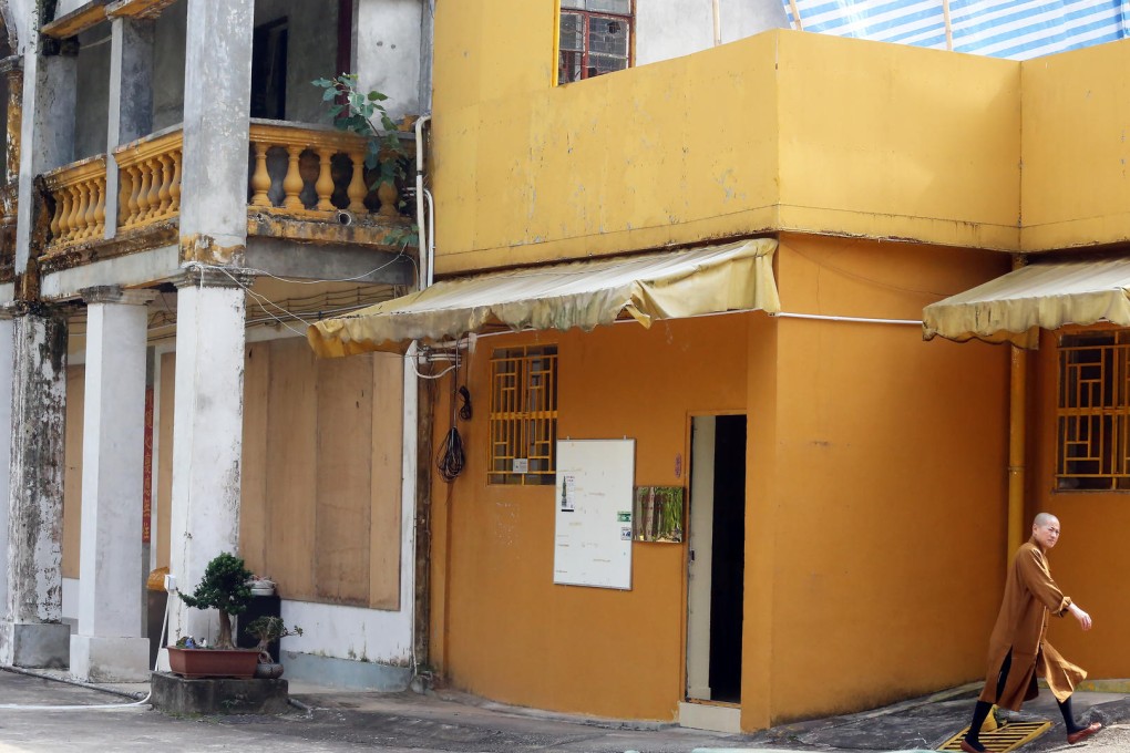 Sik Chi Ding outside the Ting Wai Monastery. Photo: David Wong