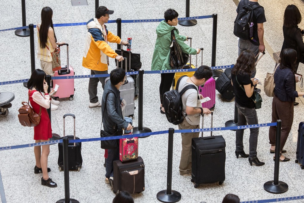 China's online travel market has been forecast to be worth US$75 billion by 2017, up from some US$55 billion this year. Photo: Bloomberg