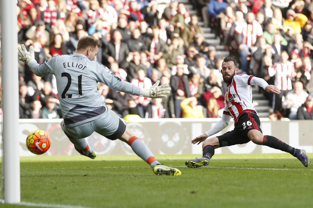 Sunderland's Steven Fletcher puts the icing on the cake. Photos: Reuters