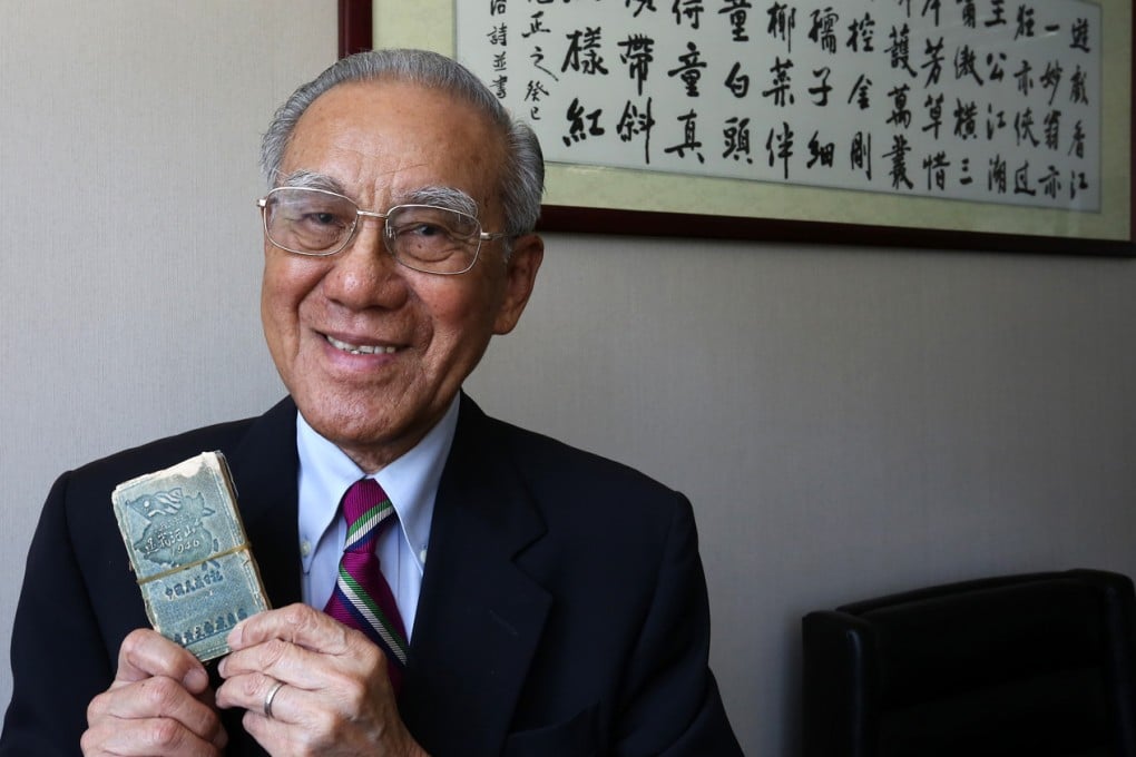 LT Lam with the notebook he used as a salesman in 1946. Photos: Jonathan Wong; Edward Wong; courtesy of LT Lam