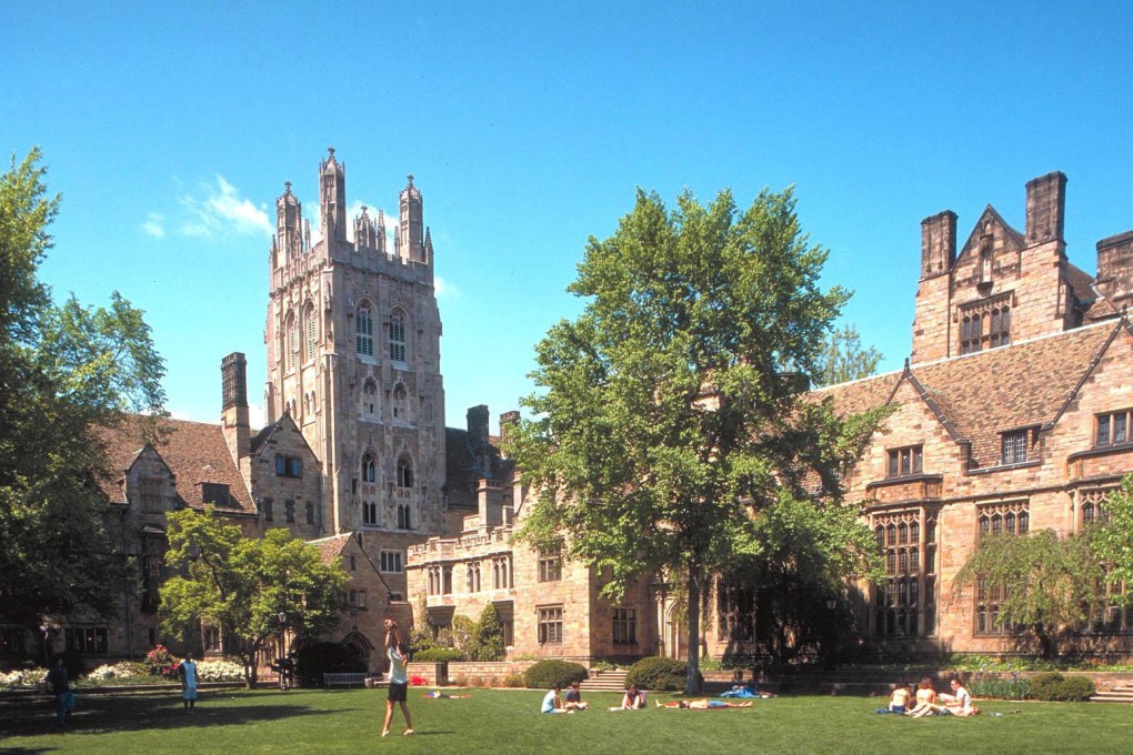 Branford College courtyardof Yale University.