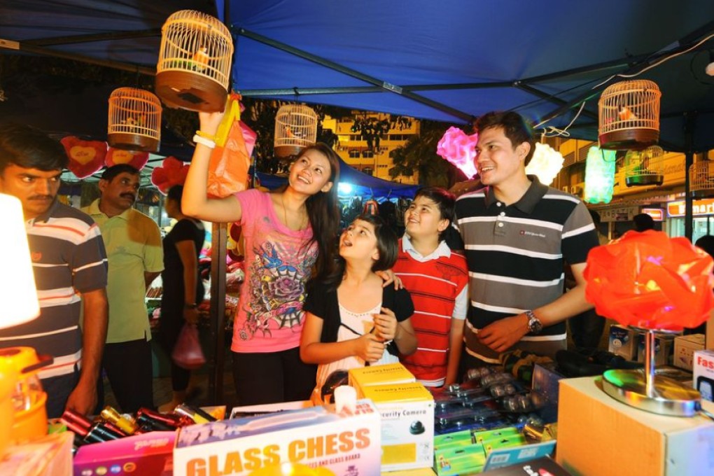 Night markets are held in different parts of Kuala Lumpur on specific nights of the week. Photo: Tourism Malaysia