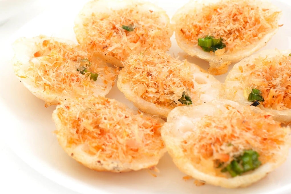 Banh khot, Vietnamese mini pancakes that pack a punch