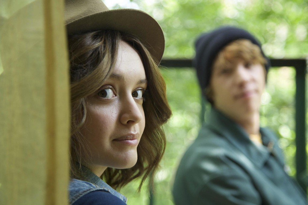 Olivia Cooke and Thomas Mann in Me and Earl and the Dying Girl.