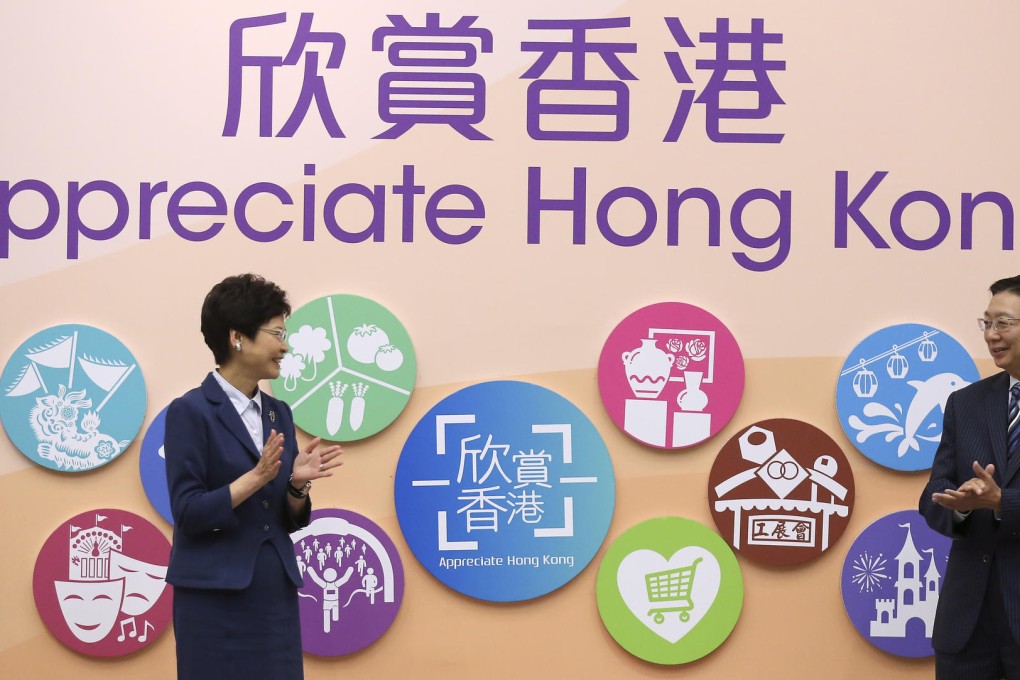 Carrie Lam and Suen Kwok-lam from Henderson Land at the launch.