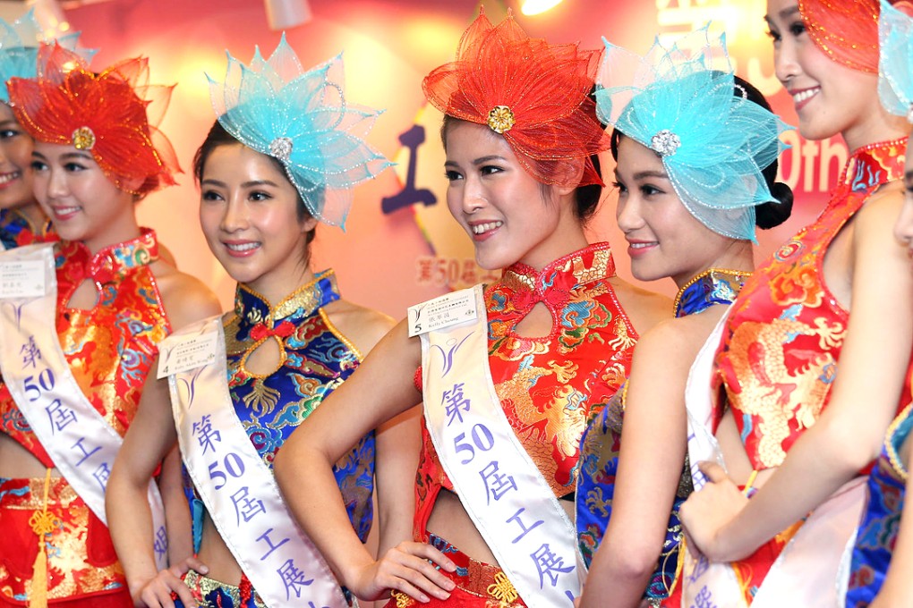 Contestants prepare for an expo beauty pageant. Photo: K.Y. Cheng