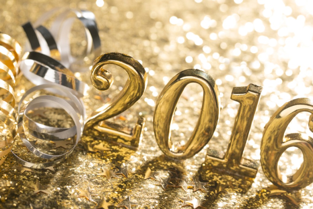 Six degrees of separation from the year 2016