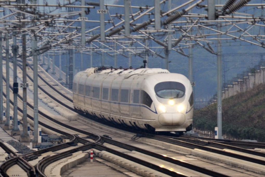 A train running on the Shanghai-Kunming high-speed railway heads for Yiwu Station, east China's Zhejiang Province. Photo: Xinhua