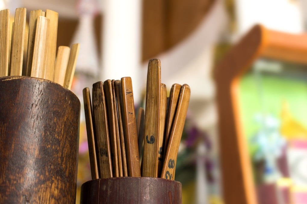 Predicting the future, the Chinese way