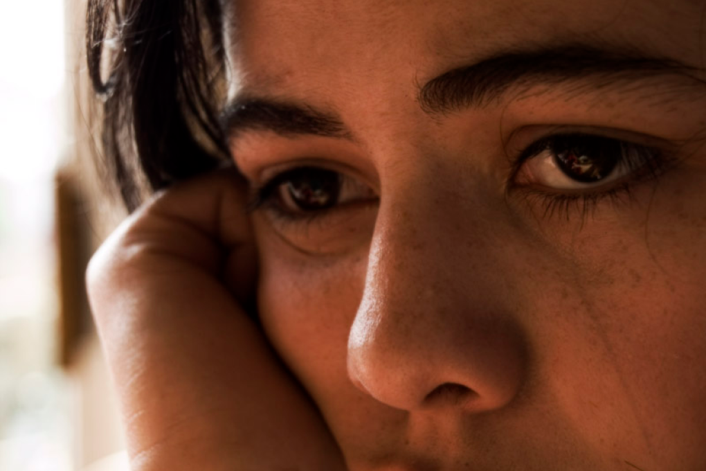 Are bad body language habits sabotaging your success? Photo: Joe Penna/Flickr (CC BY 2.0)