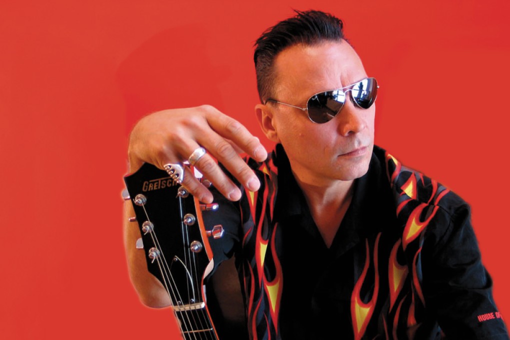 Upclose with El Destroyo