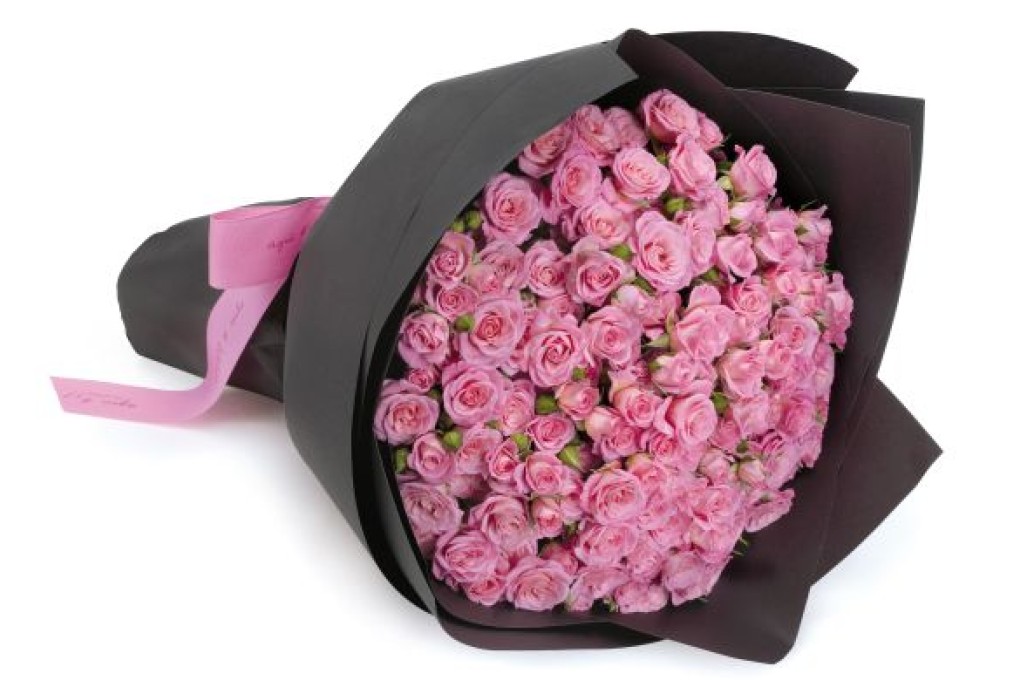 High Street Yoga Fashion, Boots in Hong Kong and More Breast Cancer Awareness Deals